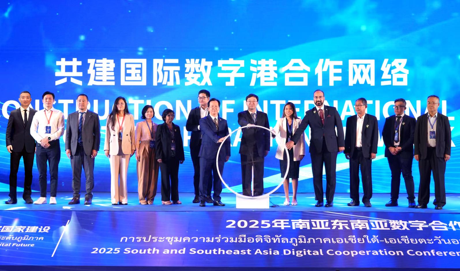 c716dc114cb24dfdb384799853b52c4e.jpg c716dc114cb24dfdb384799853b52c4e.jpg